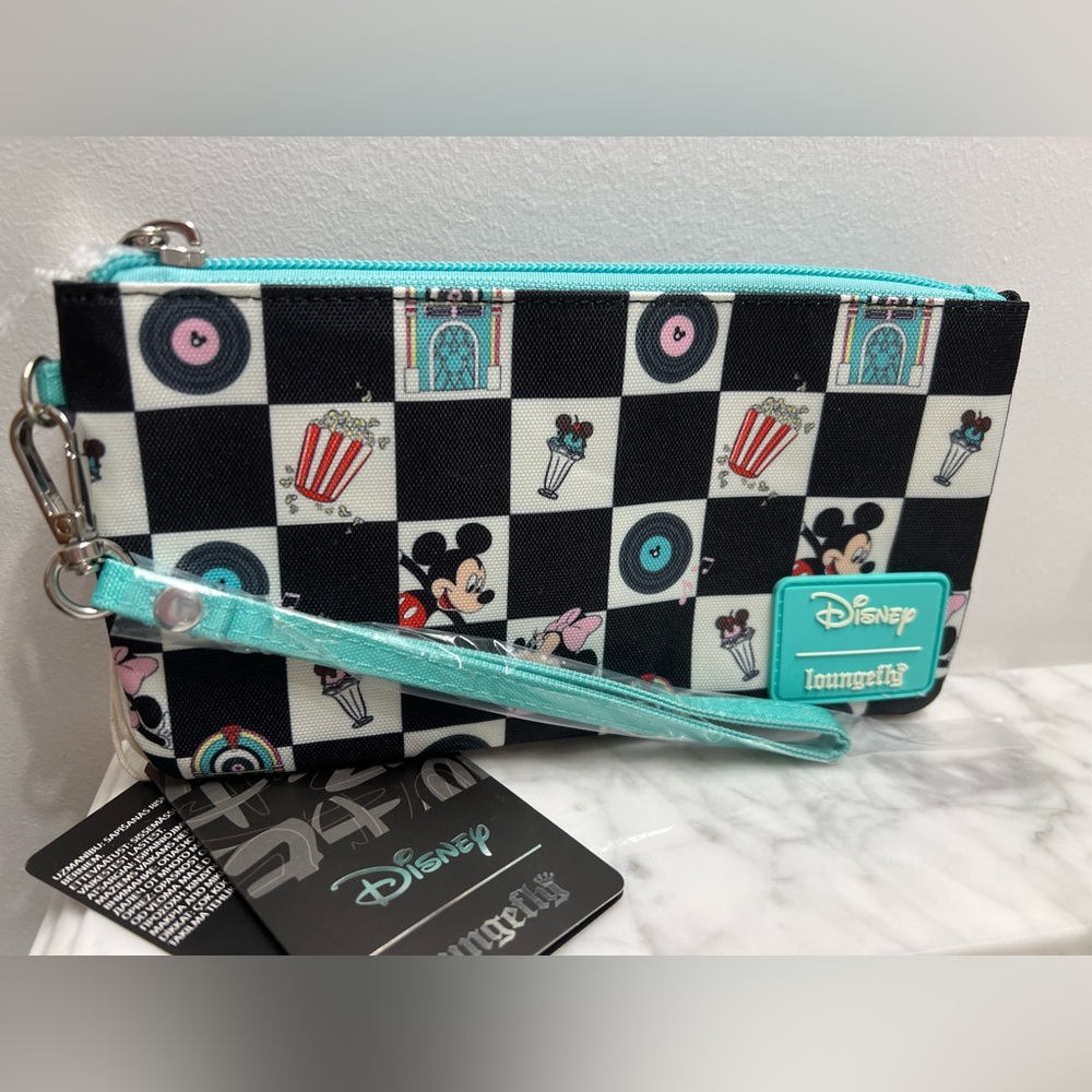 Loungefly Disney Mickey and Minnie Date Night Diner AOP Nylon Wristlet